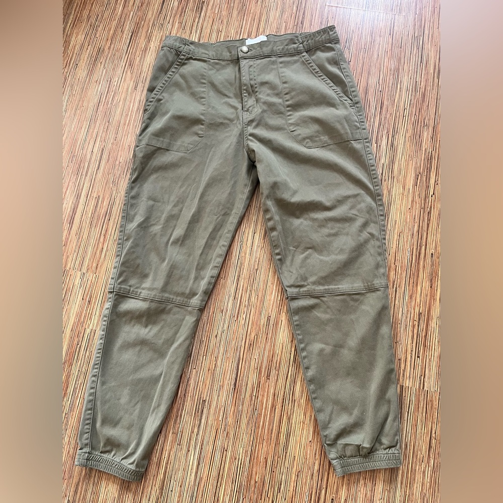 Duer Green Pants